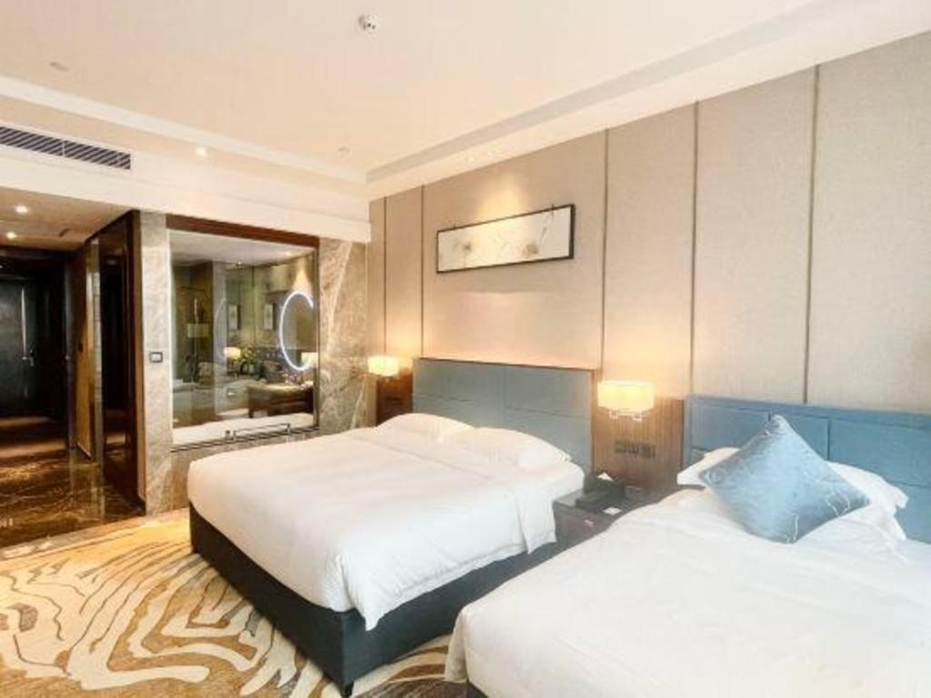 Ramada Foshan Shunde Екстериор снимка