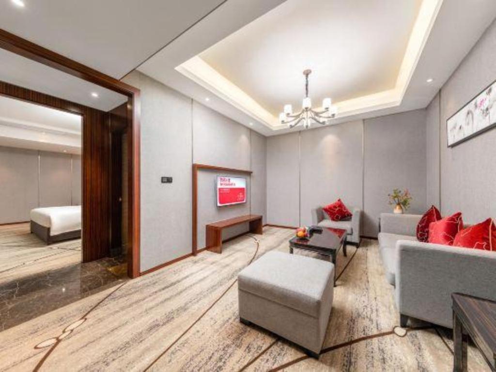 Ramada Foshan Shunde Екстериор снимка