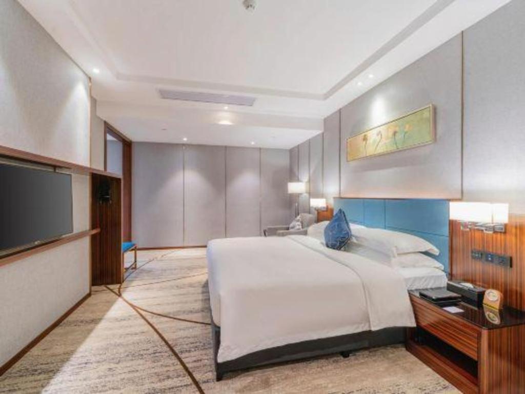 Ramada Foshan Shunde Екстериор снимка